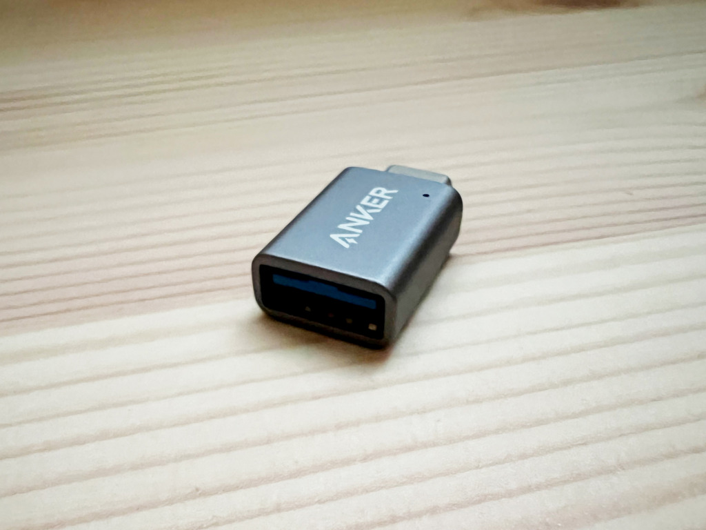Anker USB-C & USB-A 変換アダプタの本体02
