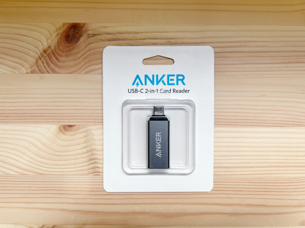 Anker USB-C 2-in-1 カードリーダーのパッケージ