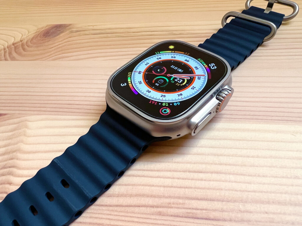 Apple Watch Ultraにオーシャンバンドをセット
